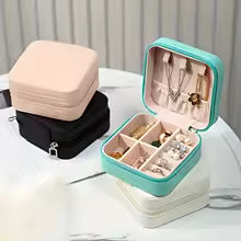 Luxury Travel Jewelry Case I Tangle-Free & Compact Organizer